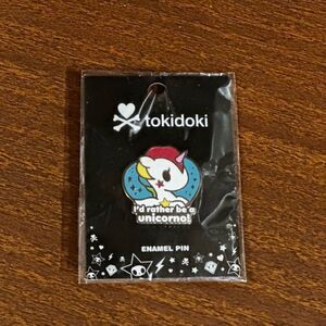 Comic con tokidoki pin